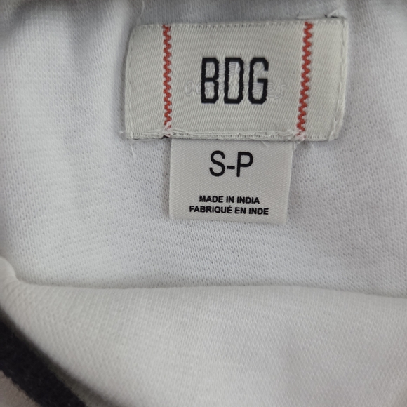 BDG Asymmetrical One-Shoulder Top S + Urban Outfitters Denim Strapless Dress M - Picture 9 of 9